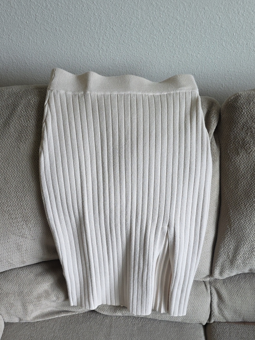 Abercrombie & Fitch Soft Ribbed Midi Skirt in Light Cream